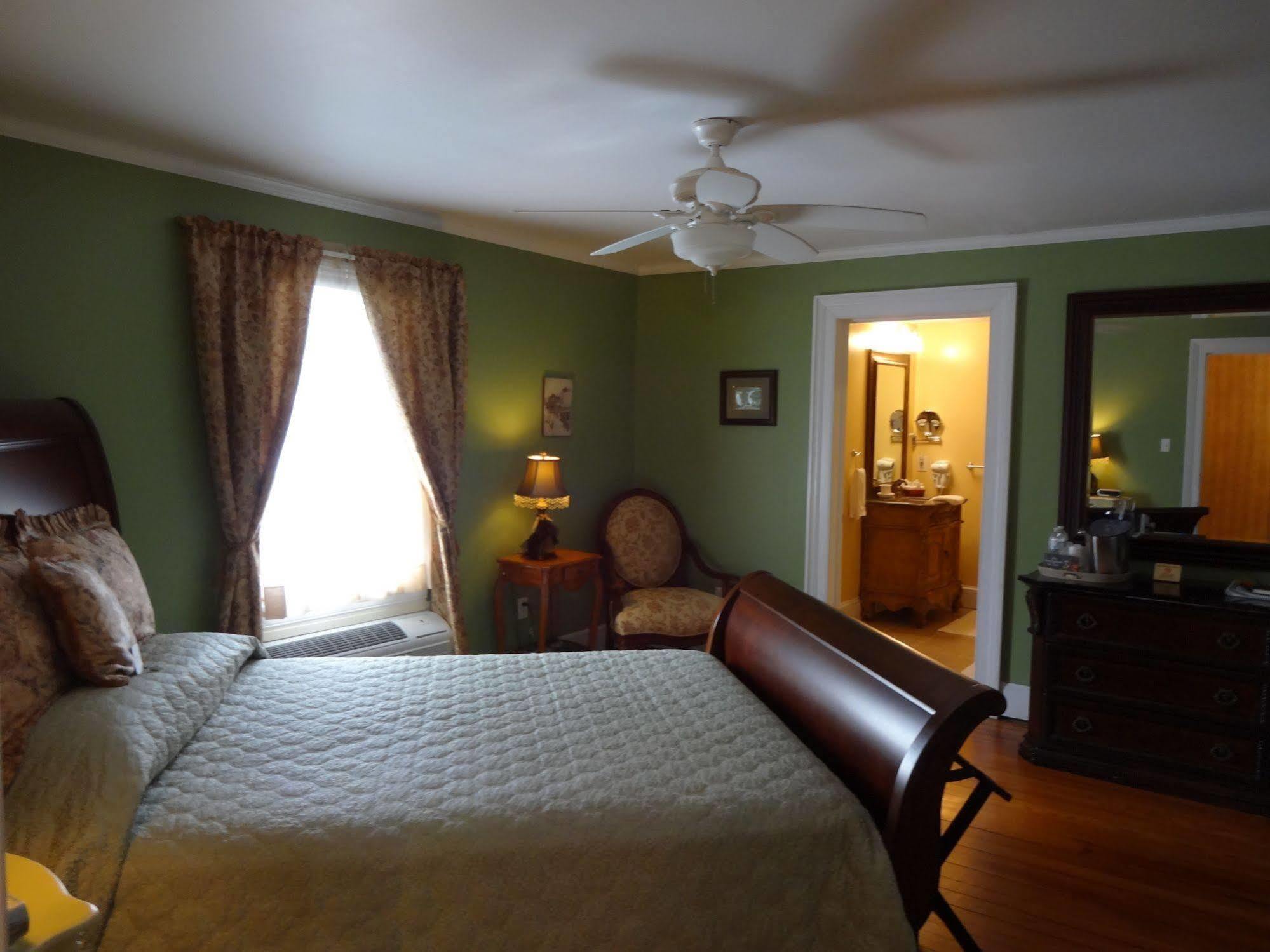 Kilmarnock Inn Экстерьер фото